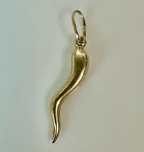 Load image into Gallery viewer, 14K Gold Italian Horn 1.5" Charm As-Is (0.5g)
