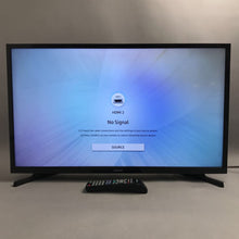 Load image into Gallery viewer, Samsung 1080p Smart HDTV Television w/ Remote (32")
