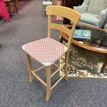 Load image into Gallery viewer, Bar Chair (39x18x17)
