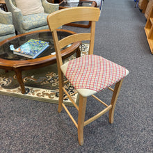 Load image into Gallery viewer, Bar Chair (39x18x17)
