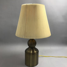 Load image into Gallery viewer, Polished Brass Look Table Lamp (22")
