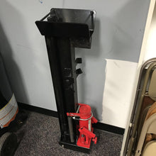 Load image into Gallery viewer, Central Machinery Log Splitter Hydraulic Log Spliter

