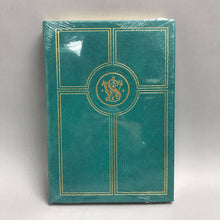 Load image into Gallery viewer, Smith &amp; Wesson Hand Guns - McHenry &amp; Roper, Shrinkwrapped Book (10.25x7.25)
