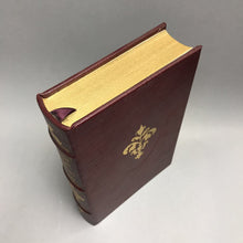 Load image into Gallery viewer, Textbook of Pistols and Revolvers - Hatcher Book (8.5x6)
