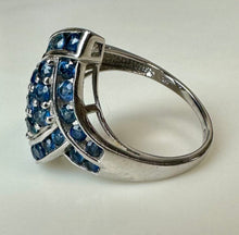 Load image into Gallery viewer, 10K White Gold Blue Topaz Ring sz 7 (3.4g)
