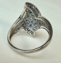 Load image into Gallery viewer, 10K White Gold Blue Topaz Ring sz 7 (3.4g)
