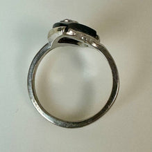 Load image into Gallery viewer, 10K White Gold Onyx Diamond Ring sz 5.5 (2.6g)
