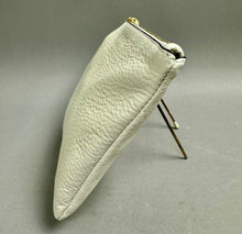 Load image into Gallery viewer, GILI Ivory Pebbled Leather Tassel Clutch Purse (6.5x9.5")
