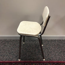 Load image into Gallery viewer, Cosco Jr Chair (32x13x16)

