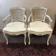 Load image into Gallery viewer, Set of 4 White Rattan Chairs (34x22x23)
