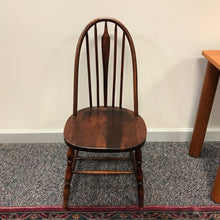 Load image into Gallery viewer, Mahogany Chair (24x11x23)
