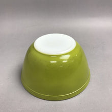 Load image into Gallery viewer, Vintage Pyrex Olive Green 1-1/2 Qt Nesting Mixing Bowl 402 Ovenware (7x4)

