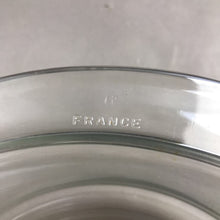 Load image into Gallery viewer, Pyrex De Corning France 453 1.5L Clear Glass Casserole Dish With Lid and Handles
