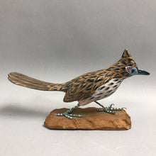 Load image into Gallery viewer, Wooden Road Runner Bird Decoy (~6x10x2.75)
