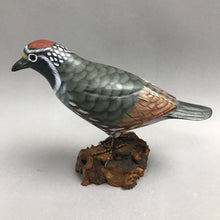 Load image into Gallery viewer, Wooden Quail Bird Decoy (~6x7x3)

