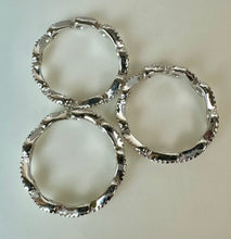Load image into Gallery viewer, Sterling Cubic Zirconia Wave Stacking Ring Set of 3 sz 6
