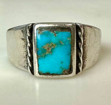 Load image into Gallery viewer, Vintage Sterling Turquoise Ring sz 7
