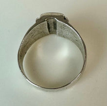 Load image into Gallery viewer, Vintage Sterling Turquoise Ring sz 7
