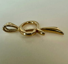 Load image into Gallery viewer, 14K Gold 0.75" P Initial Pendant Charm (0.8g)
