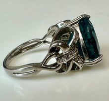 Load image into Gallery viewer, Sterling Trillion Cut Paraiba Topaz Ring sz 6
