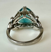 Load image into Gallery viewer, Sterling Trillion Cut Paraiba Topaz Ring sz 6
