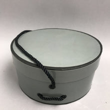 Load image into Gallery viewer, Vintage Lord &amp; Taylor Gray Box (4x7x5)
