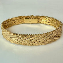 Load image into Gallery viewer, Vintage Gold Plated De Cesare Herringbone Bracelet (7.25")
