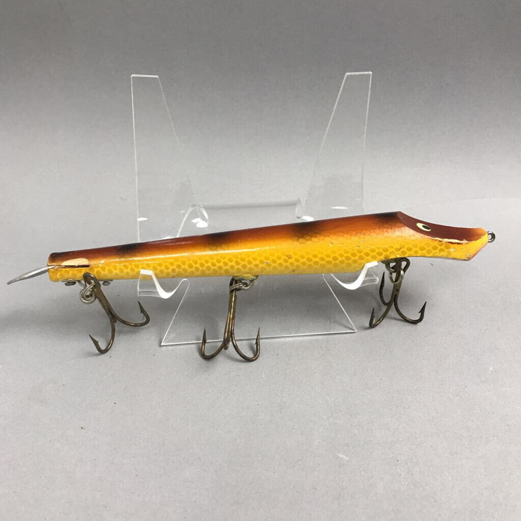 boutique fishing lures Musky Jerkbait Lure; Brown/Yellow (9.5