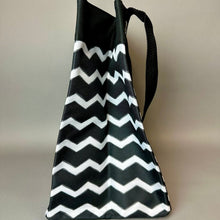 Load image into Gallery viewer, Thirty One Black &amp; White Zig Zag Print Nylon Ultility Tote Purse NWT (14x12x9")
