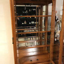 Load image into Gallery viewer, Curio Cabinet (2 Piece) (75x30x16)
