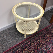 Load image into Gallery viewer, Blonde / Glass Top End Table (24x24x24)
