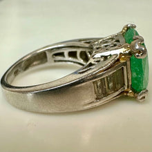 Load image into Gallery viewer, Sterling Green Dyed Quartz White Topaz Ring sz 6 As-Is

