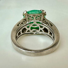 Load image into Gallery viewer, Sterling Green Dyed Quartz White Topaz Ring sz 6 As-Is
