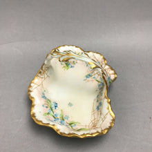 Load image into Gallery viewer, Vintage Hand Painted Porcelain Basket Made in France (4x7x4)

