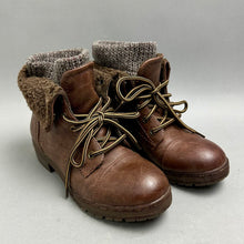 Load image into Gallery viewer, Coolway Brown Faux Leather Hiking Boots sz 6
