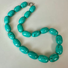 Load image into Gallery viewer, Tuquoise Oval Bead Sterling Clasp Necklace (20")
