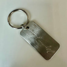 Load image into Gallery viewer, Michael Jordan Signature 1997 Brushed Steel Keychain w/ Box (2.25")
