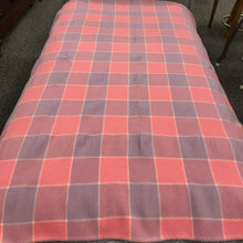 Load image into Gallery viewer, Vintage Waverley 100% Lambs Wool Pink Purple Plaid Blanket (76x58)(Twin)
