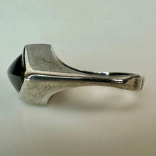 Load image into Gallery viewer, Vintage Sterling Onyx Pyramid Ring sz 6
