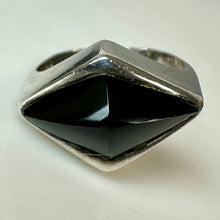 Load image into Gallery viewer, Vintage Sterling Onyx Pyramid Ring sz 6
