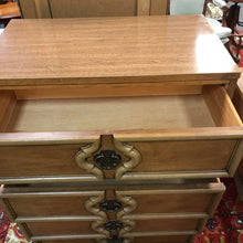 Load image into Gallery viewer, Johnson Carper Dresser 4 Drawer (41x32x18)

