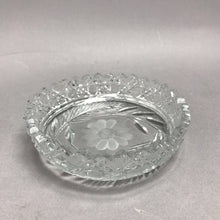Load image into Gallery viewer, Antique American Brilliant Period Cut Crystal Low Bowl (1.5"x5")
