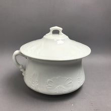 Load image into Gallery viewer, Vintage Burford Bros. Porcelain Chamber Pot with Lid (11x8)
