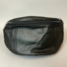 Load image into Gallery viewer, Vintage Black Faux Leather Fanny Pack Purse (4.5x9.5")
