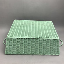Load image into Gallery viewer, Green Basket with Handles (7x19x13)
