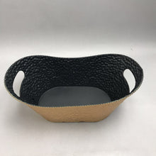Load image into Gallery viewer, Oval Hammered Gold Metal Planter (15x8x6)
