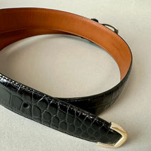 Load image into Gallery viewer, Ralph Lauren Black Croc Embossed Leather Belt sz L (37.5")
