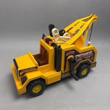 Load image into Gallery viewer, Fisher Price Power Tow Toy Truck (10x14x7)
