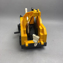 Load image into Gallery viewer, Fisher Price Power Tow Toy Truck (10x14x7)
