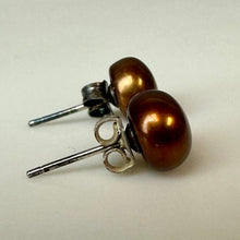 Load image into Gallery viewer, Brown Freshwater Pearl Stud Earrings
